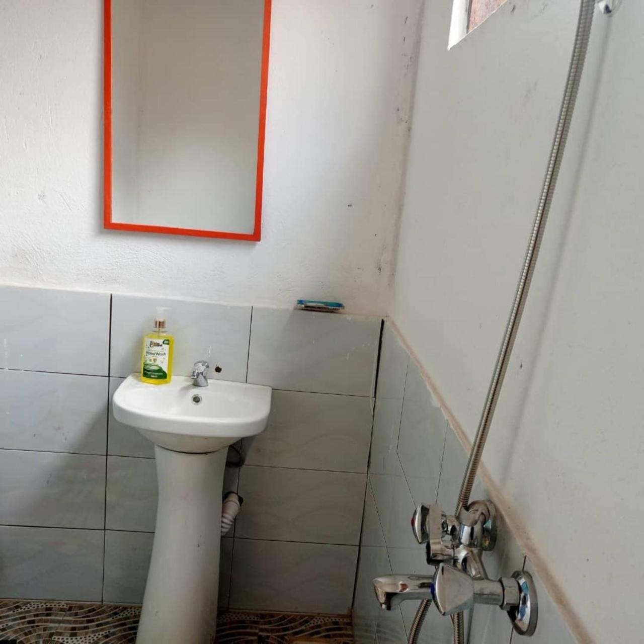 Ruhija Gorilla Guest House Kabale Exterior foto